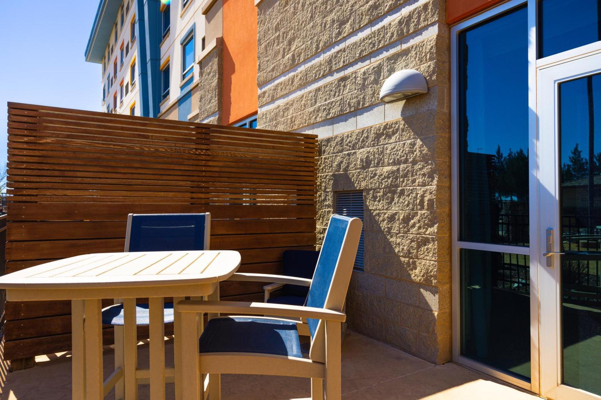 Apache Casino Hotel Lawton Exterior photo